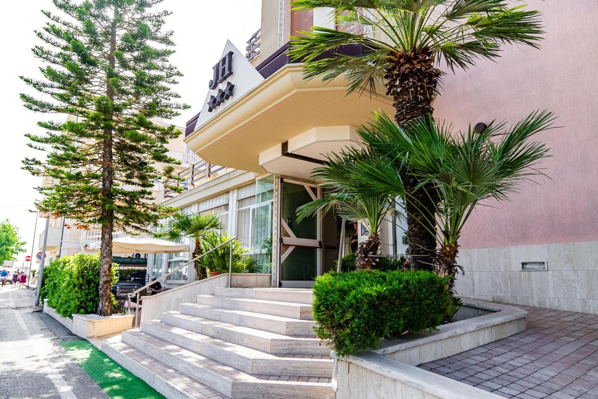 Hotel Joli Alba Adriatica Exterior photo